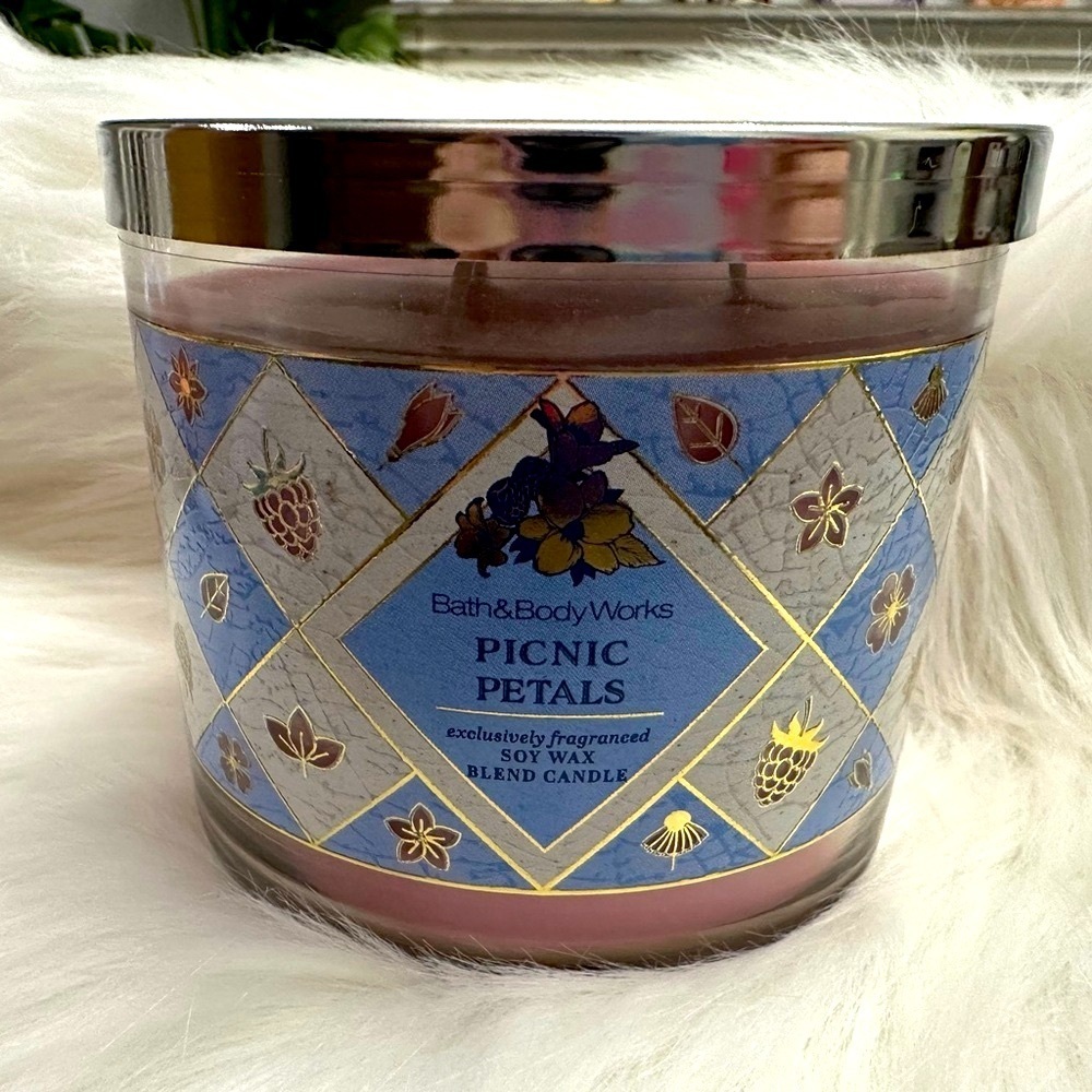 Bath & Body Works Picnic Petals 3-Wick Candle, 14.5 oz Floral Berry Scent